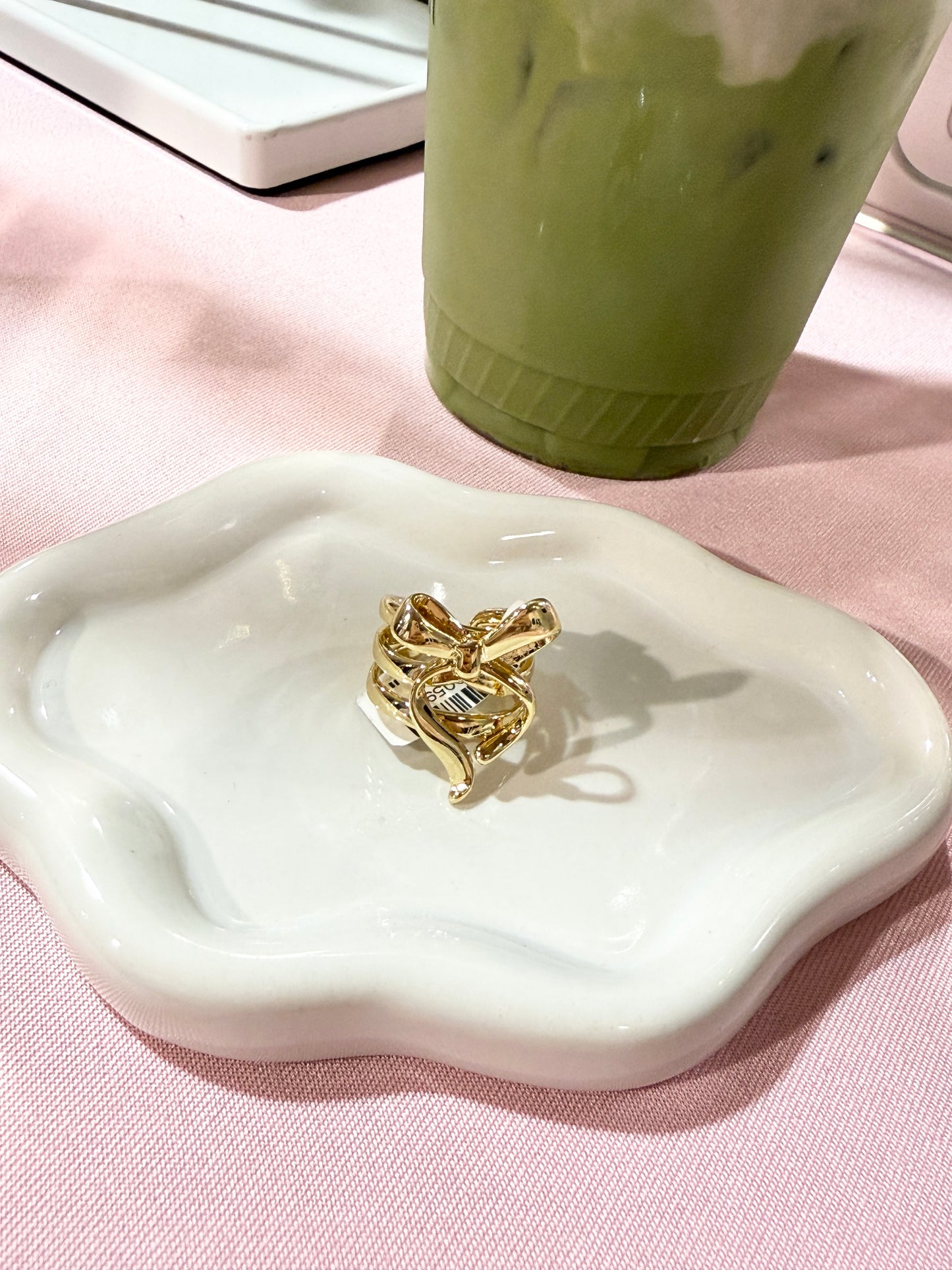 Cutesy Bow - Gold