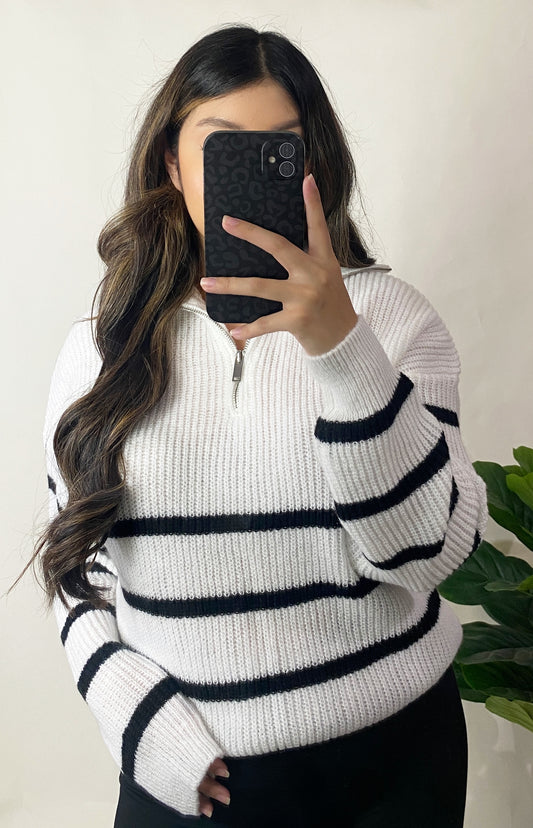 Half Zip Sweater - White/Black